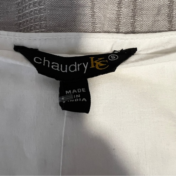 Chaudry KC NWT White skirt size SMALL - Picture 3 of 4